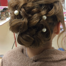 結婚式お呼ばれヘアーの画像