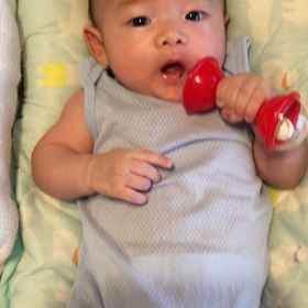 お唄の練習？の画像