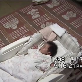 さえりんの❤️ね❗ネ❗眠った❗熟睡だ❗おててピクピク❗可愛いね❗の画像