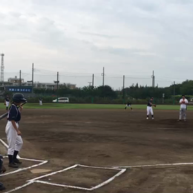 8/27 野球が下手な私が始球式。の画像