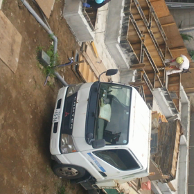 うちの前の建設現場の画像