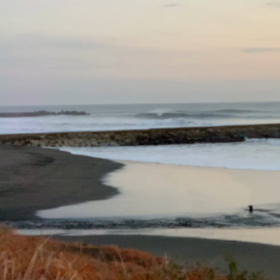 1月23日千葉北、東浪見の朝の波の画像