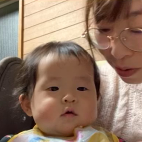 にらめっこの画像