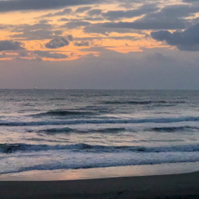 3月4日千葉北、東浪見のの朝の波の画像