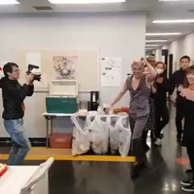 ジュンス　楽屋での画像