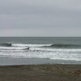 8月30日千葉北、東浪見の朝の波の画像