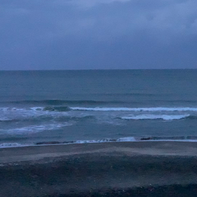 3月14日千葉北、東浪見の朝の波の画像