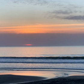 5月15日千葉北、東浪見の朝の波の画像