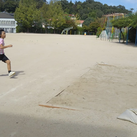 陸上大会の練習の画像