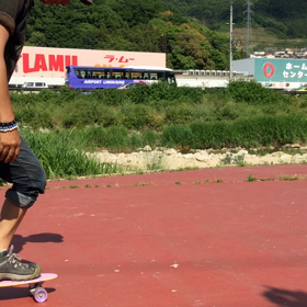 ペニーボード ニッケル ポンピング 楽々仕様乗ってたら 22インチ でも楽々になってたの画像