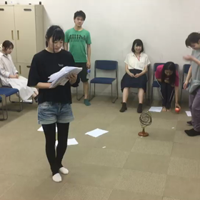 紙、舞う。はず。なのに。の画像