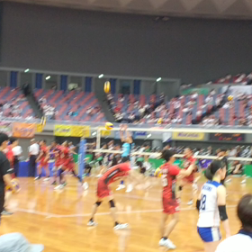 宙に舞うの画像