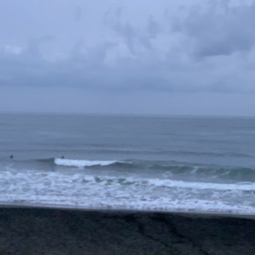 9月29日千葉北、東浪見の朝の波の画像