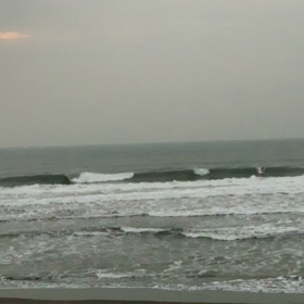 12月20日千葉北、東浪見の朝の波の画像