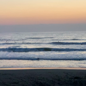 4月9日千葉北、東浪見の朝の波の画像