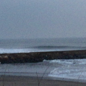 1月21日千葉北、東浪見の朝の波の画像