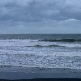 11月26日千葉北、東浪見の朝の波の画像