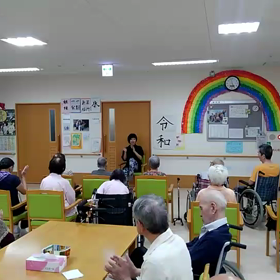 リラックスヨガの画像