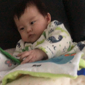 【4m1d】読書中♥︎の画像