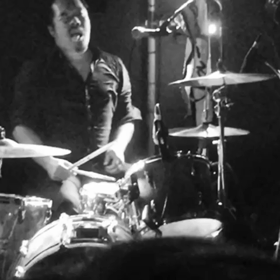 THE  VALVES ライブ動画 でinstaいいね100０件突破の画像