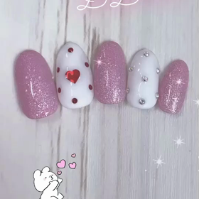 ハートネイルの画像