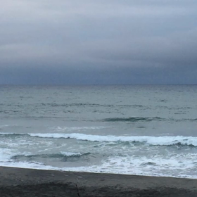 8月10日千葉北、東浪見の朝の波の画像