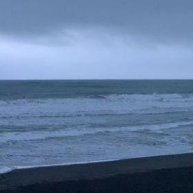 3月22日千葉北、東浪見の朝の波の画像