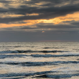 10月6日千葉北、東浪見の朝の波の画像
