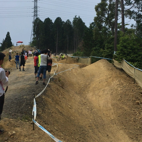 ダウンヒルシリーズ観戦の画像