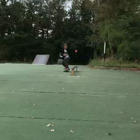 朝スケートその2の画像