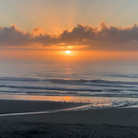 8月4日千葉北、東浪見の朝の波の画像