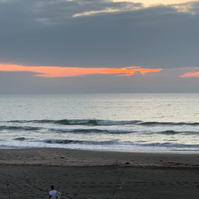9月5日千葉北、東浪見の朝の波の画像