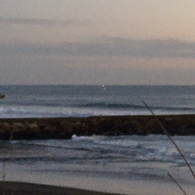 1月6日千葉北、東浪見の朝の波の画像