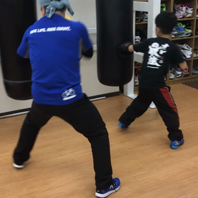 親子でボクシング^o^の画像