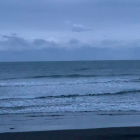 1月17日千葉北、東浪見の朝の波の画像