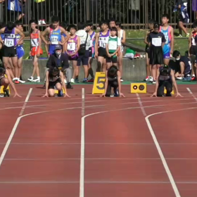 ６年女子100m決勝の画像