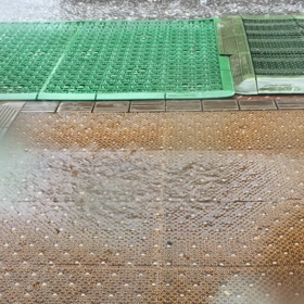 外はすんげー雨の画像