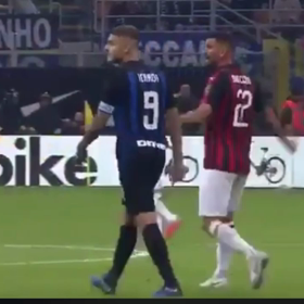 なんじゃこの動き。の画像