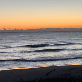 12月16日千葉北、東浪見の朝の波の画像