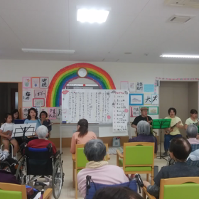 ウクレレ演奏会の画像