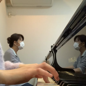 ブルグミュラーを２台のピアノでの画像