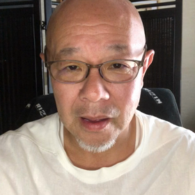 赤紫のオーラを持つ人の特徴の画像