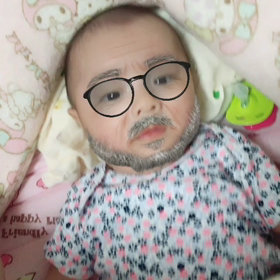 赤ちゃんおじぃちゃんの画像