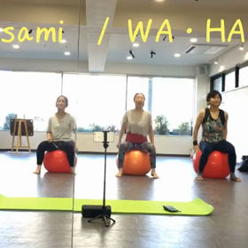 バランスボールで笑おう☺️の画像