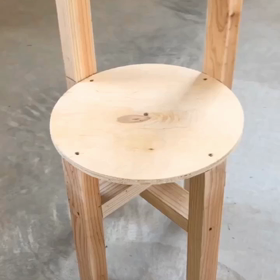 イス作って遊んでみました❗️の画像