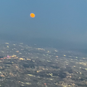 2020年10月31日の満月の画像