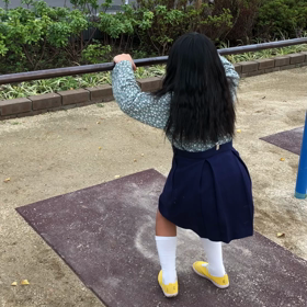 華、鉄棒の画像