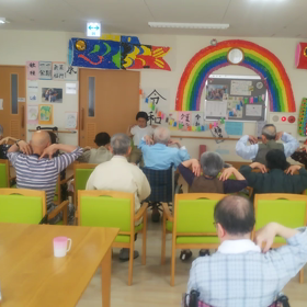 楽しいストレッチの画像