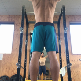 スタンディングショルダープレスの画像