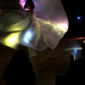 モダンダンスの先駆者 ロイ・フラー のダンスを再現 ☆の画像